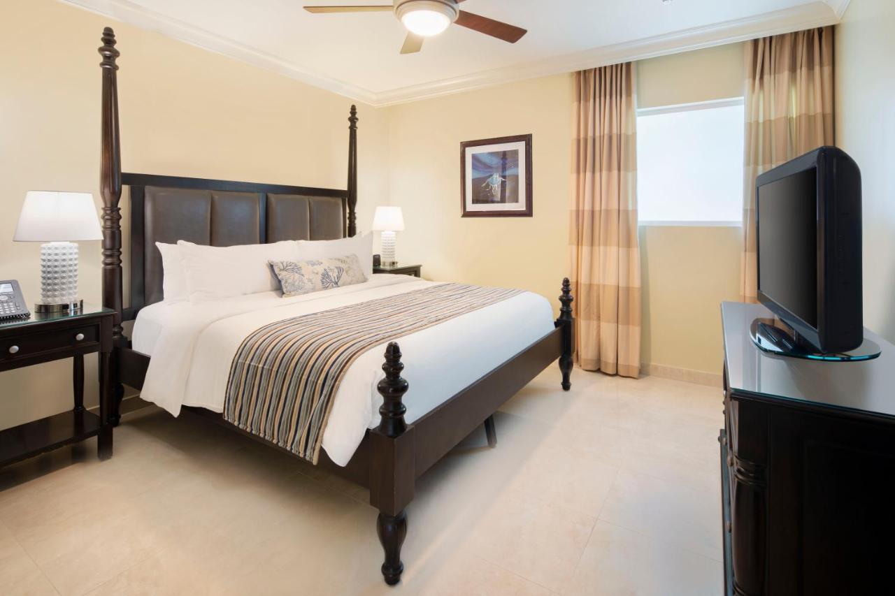 Ocean Two Resort - Breakfast Included By Ocean Hotels Saint Lawrence Gap Bagian luar foto